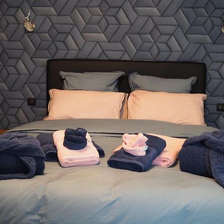 Gîte Le Renouveau avec jacuzzi privatif Laveline Extérieur photo