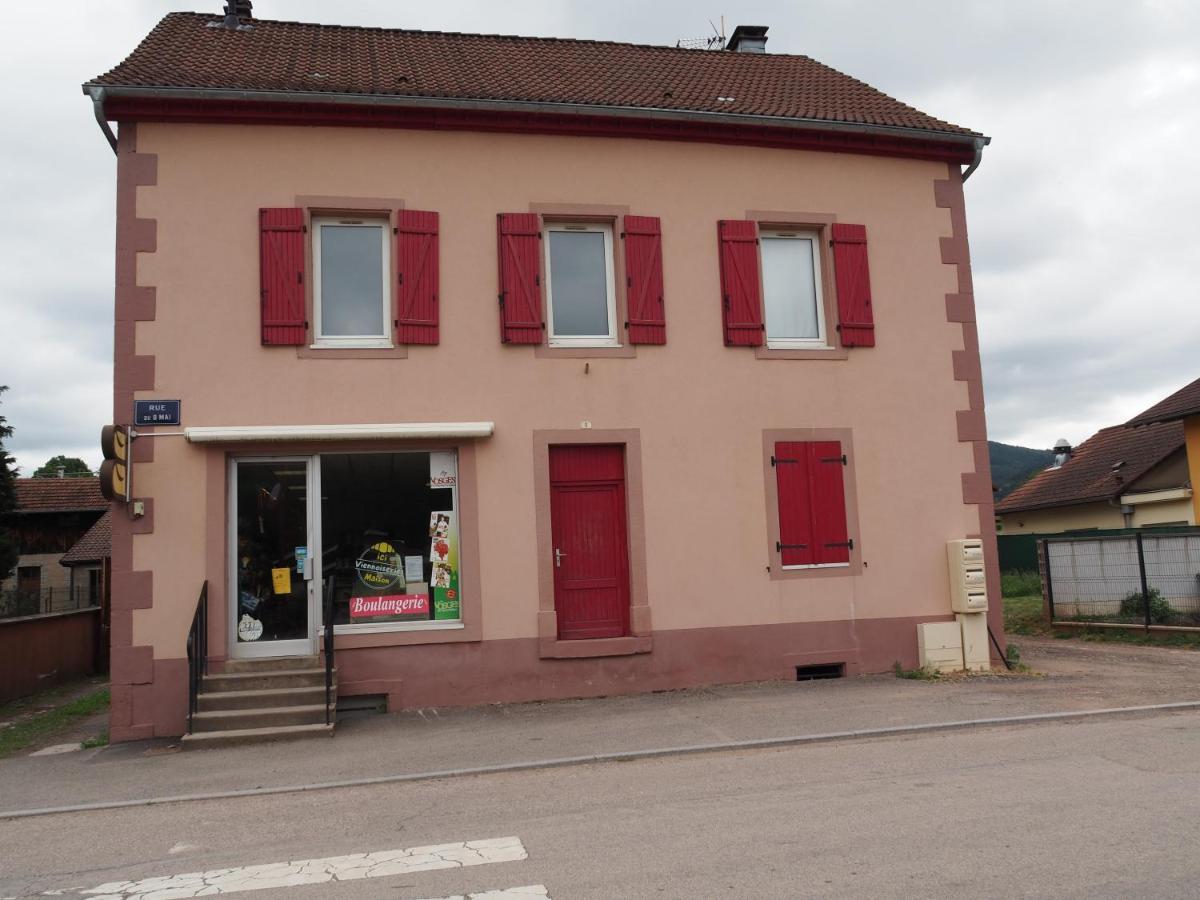 Gîte Le Renouveau avec jacuzzi privatif Laveline Extérieur photo
