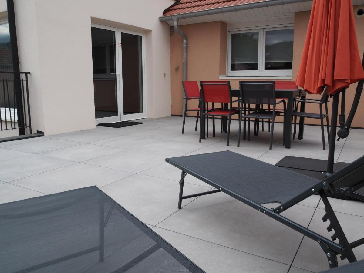 Gîte Le Renouveau avec jacuzzi privatif Laveline Extérieur photo