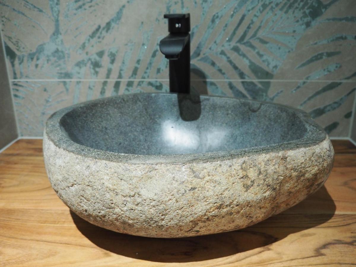Gîte Le Renouveau avec jacuzzi privatif Laveline Extérieur photo