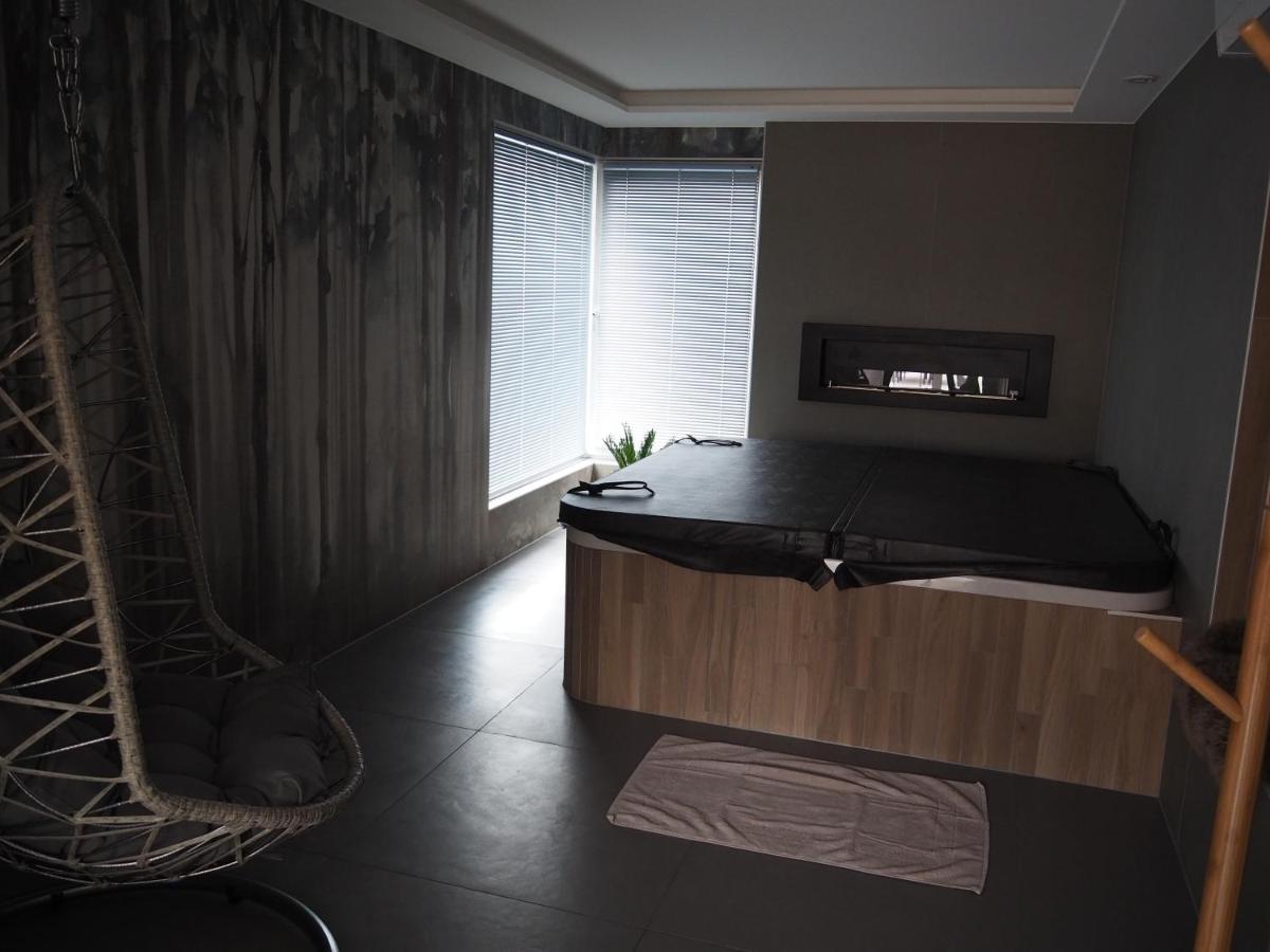 Gîte Le Renouveau avec jacuzzi privatif Laveline Extérieur photo